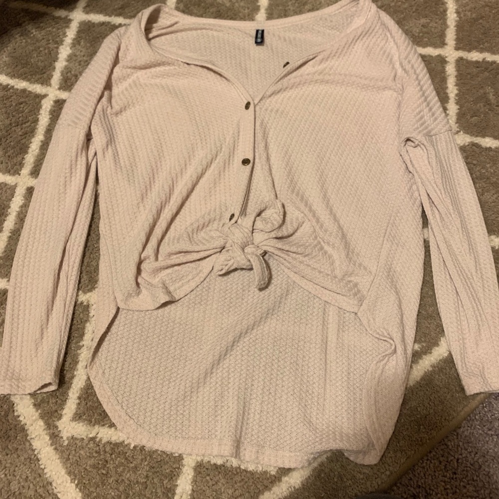 ❗️ SOLD ❗️Cream Sweater